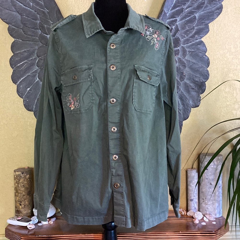 Love & Legend button Down Jacket With Floral Embroidery